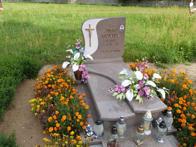 Irena Musiał 1953 Twardogóra - Grobonet - Wyszukiwarka osób pochowanych